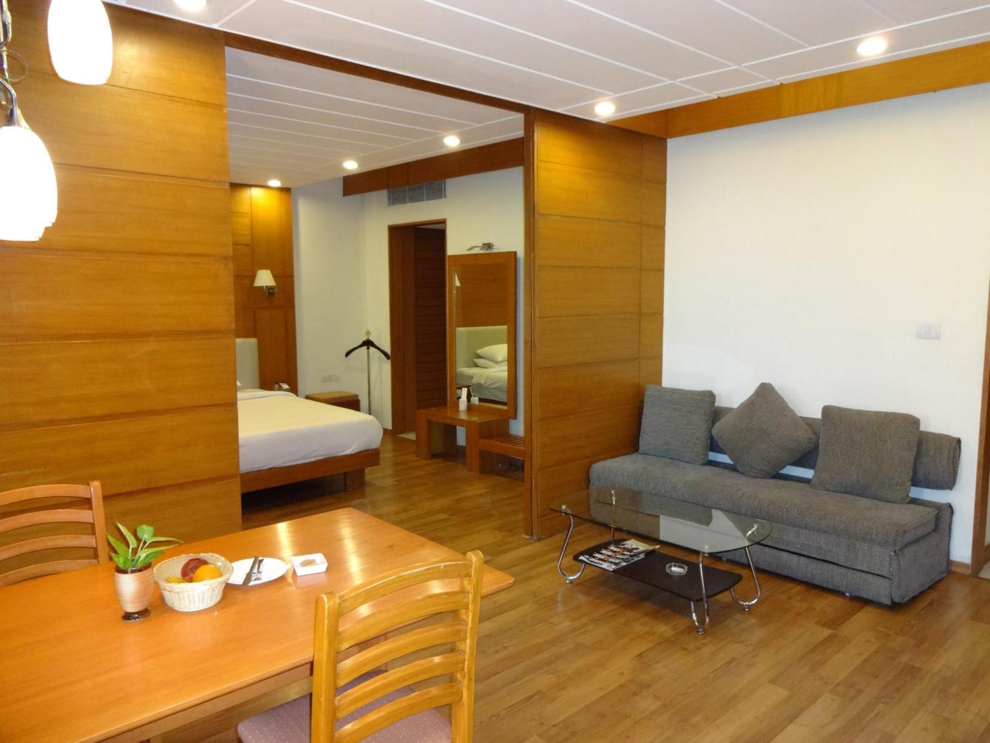 Hotel The Sunway Manor Puducherry Zimmer foto