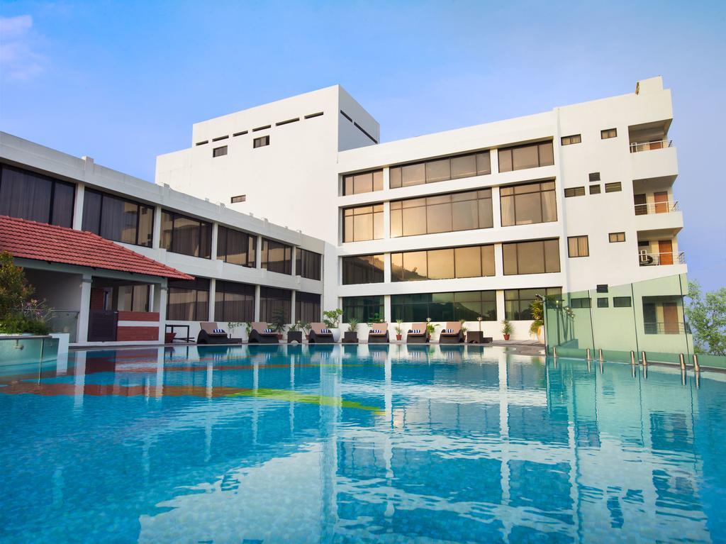 Hotel The Sunway Manor Puducherry Exterior foto