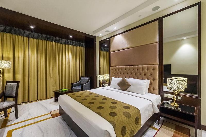Hotel The Sunway Manor Puducherry Exterior foto